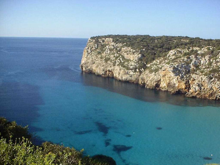 pescaturismomenorca.com excursiones en barco a Cala Porter Menorca