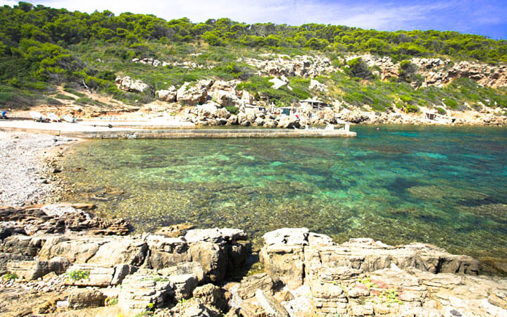 pescaturismemenorca.com excursions en vaixell a Cales Fontanelles Menorca