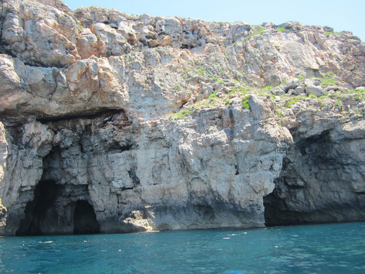 fishingtripmenorca.co.uk boat tours to Cales Coves in Minorca