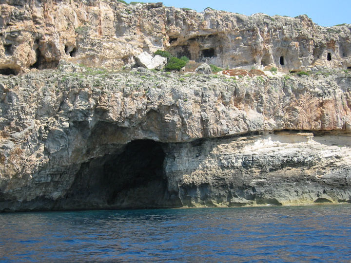 fishingtripmenorca.co.uk boat tours to Cales Coves in Minorca